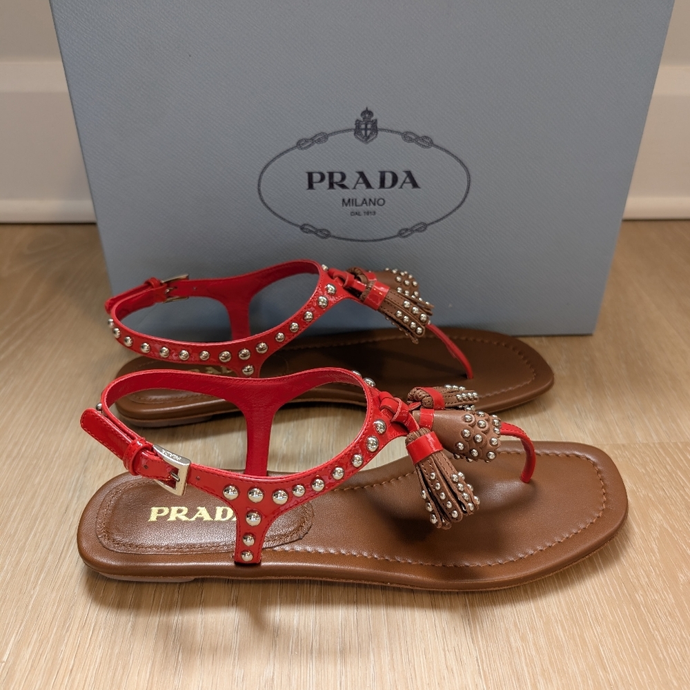 NWT PRADA Leather Studded Sandals